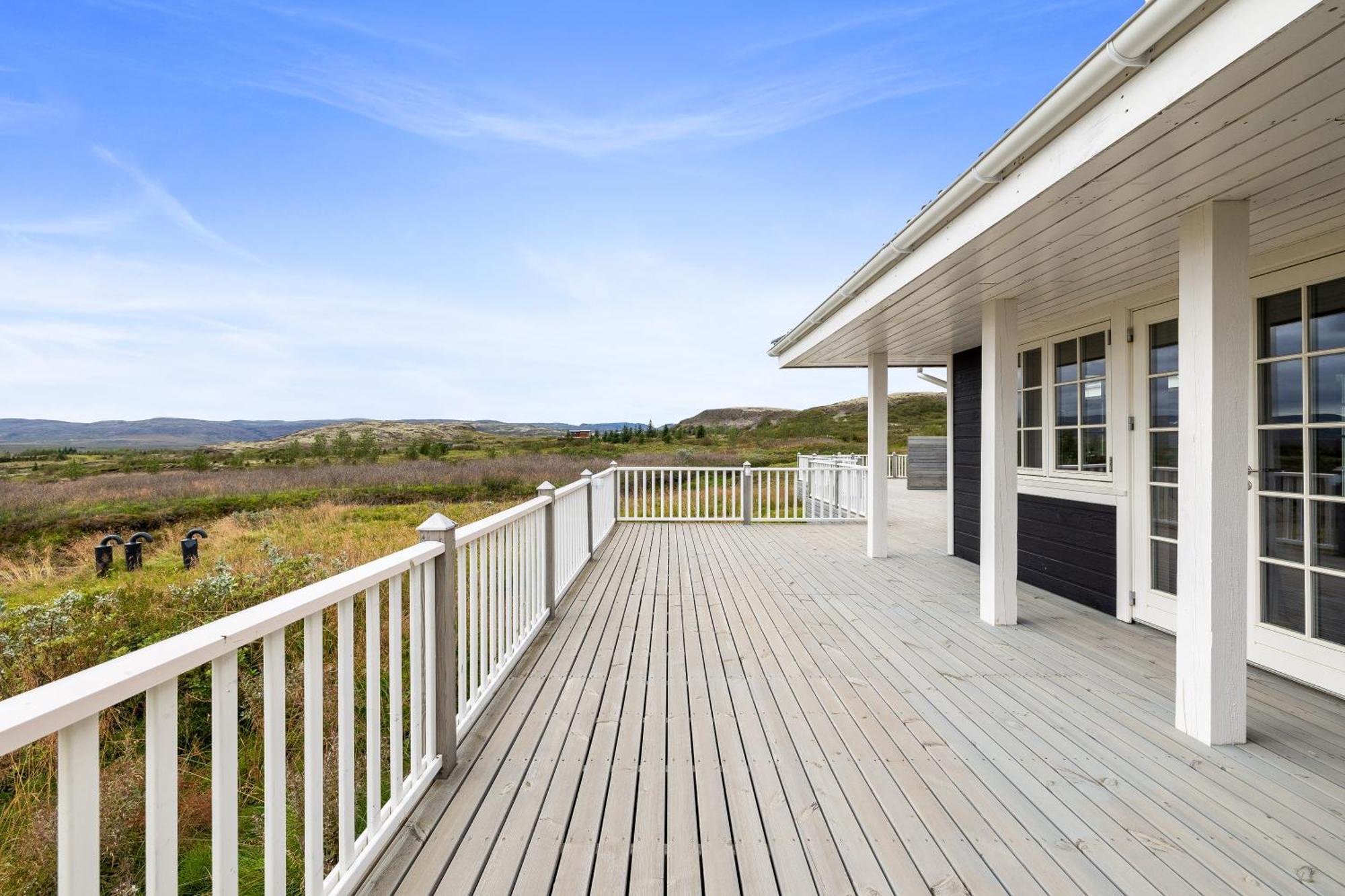 Venture Vacations-Golden Circle Hot Tub Cabin Selfoss Exterior photo
